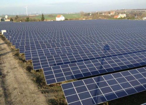 solarpark bauen auf Freifläche